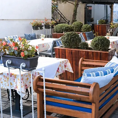 Hotel Garni Le Petit Piaf 3*
